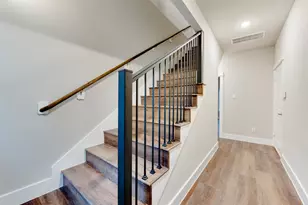 1422 W 34th 1/2 St, Houston, TX 77018 - Photo 5