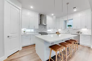 1422 W 34th 1/2 St, Houston, TX 77018 - Photo 15