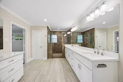9407 Cranleigh Court, Houston, TX 77096 - Photo 25
