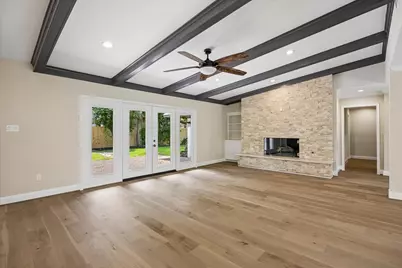 9407 Cranleigh Court, Houston, TX 77096 - Photo 15
