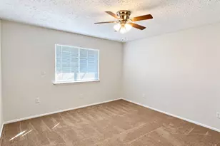 5409 Ridge Wind Ln, Houston, TX 77053 - Photo 7