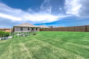 8402 Philox Pk CT, Rosharon, TX 77583 - Photo 29