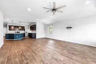 8402 Philox Pk CT, Rosharon, TX 77583 - Photo 15