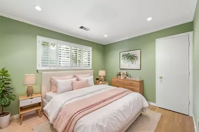 1519 Droxford Drive, Houston, TX 77008 - Photo 17