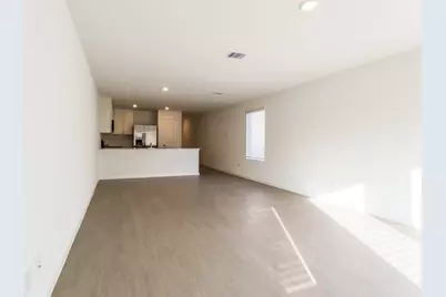 609 Craven Street, Conroe, TX 77316 - Photo 5