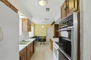 10623 Hoyte Dr, Houston, TX 77031 - Photo 9