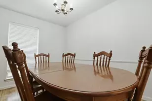 10623 Hoyte Dr, Houston, TX 77031 - Photo 7