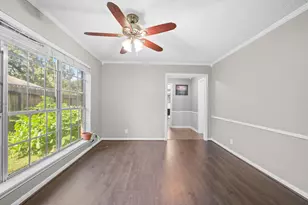 8119 Dorrcrest Ln, Houston, TX 77070 - Photo 9