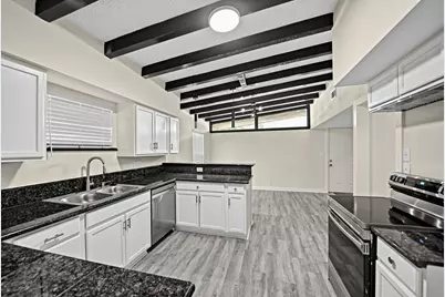 2626 Knotty Oaks Trail, Houston, TX 77045 - Photo 7