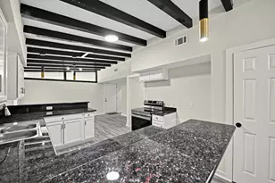 2626 Knotty Oaks Trail, Houston, TX 77045 - Photo 5