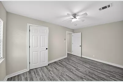 2626 Knotty Oaks Trail, Houston, TX 77045 - Photo 13