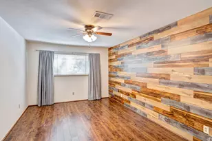 13012 Trail Hollow Dr, Houston, TX 77079 - Photo 7