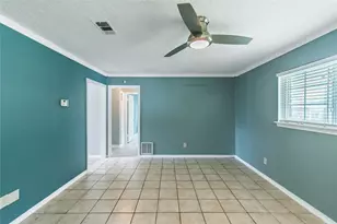 12906 Southspring Dr, Houston, TX 77047 - Photo 15