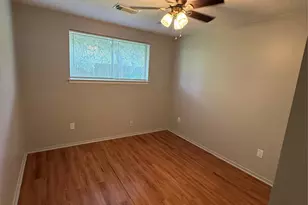 403 Brandywyne Dr, Friendswood, TX 77546 - Photo 7
