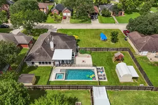 3925 Larkspur St, Alvin, TX 77511 - Photo 29