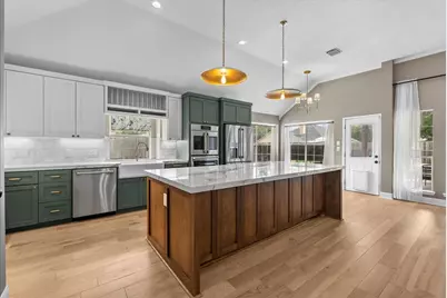 3925 Larkspur Street, Alvin, TX 77511 - Photo 7