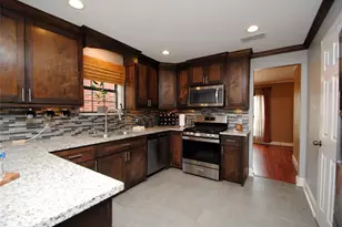 13831 Trumpetvine St, Houston, TX 77083 - Photo 5