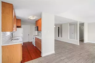 327 Windward Dr, League City, TX 77573 - Photo 13