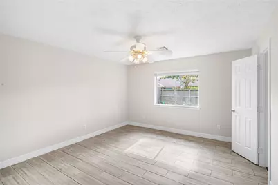 327 Windward Drive, League City, TX 77573 - Photo 19
