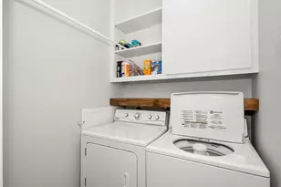 1121 W 17th St, Houston, TX 77008 - Photo 13