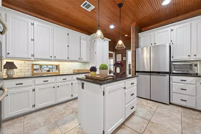 5434 Pine Springs Court, Conroe, TX 77304 - Photo 7