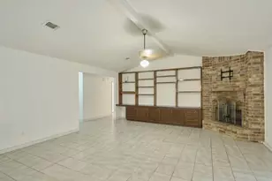 619 Pinewood Dr, Conroe, TX 77385 - Photo 11