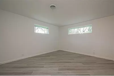 1209 Pine Street, Alvin, TX 77511 - Photo 21