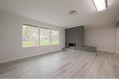 1209 Pine Street, Alvin, TX 77511 - Photo 17