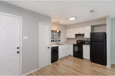 2709 S Millbend Drive, The Woodlands, TX 77380 - Photo 15