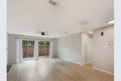 2709 S Millbend Drive, The Woodlands, TX 77380 - Photo 13