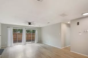 2709 S Millbend Dr, The Woodlands, TX 77380 - Photo 13