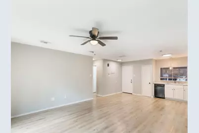 2709 S Millbend Drive, The Woodlands, TX 77380 - Photo 19