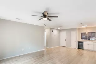 2709 S Millbend Dr, The Woodlands, TX 77380 - Photo 19