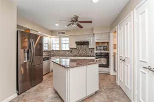 10131 Wayward Wind Ln, Houston, TX 77064 - Photo 7