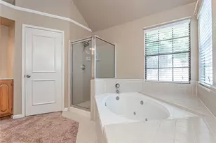 10131 Wayward Wind Ln, Houston, TX 77064 - Photo 11