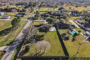 13402 Bob White Dr, Santa Fe, TX 77510 - Photo 3