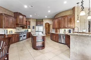 2406 Masters Dr, League City, TX 77573 - Photo 9