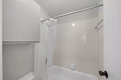 2750 Holly Hall Street #1308, Houston, TX 77054 - Photo 11