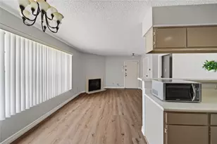 2750 Holly Hall St, Houston, TX 77054 - Photo 21