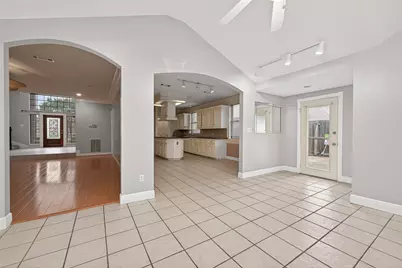 8027 Danette Ct, Houston, TX 77379 - Photo 11