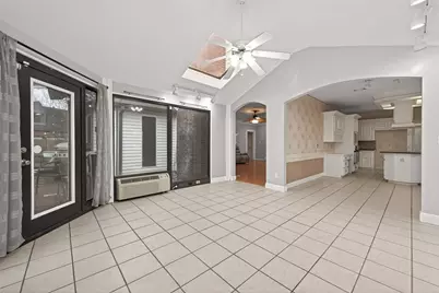 8027 Danette Ct, Houston, TX 77379 - Photo 13