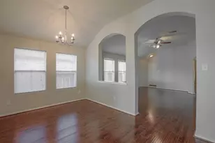 19819 Whispering Hollow Ln, Katy, TX 77449 - Photo 9