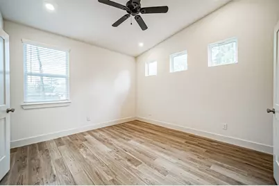 2523 Appian Way #B, Roman Forest, TX 77357 - Photo 19