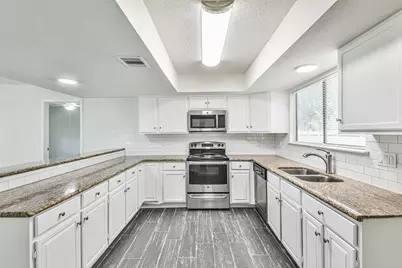 5222 Creek Shadows Drive, Houston, TX 77339 - Photo 11