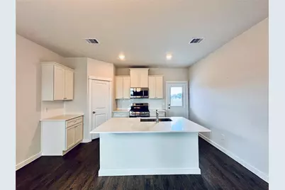 111 County Road 5102B, Cleveland, TX 77327 - Photo 5