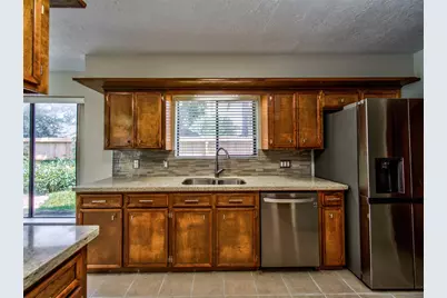 8022 La Brea Drive, Houston, TX 77083 - Photo 19