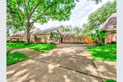 8022 La Brea Drive, Houston, TX 77083 - Photo 37