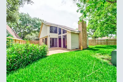8022 La Brea Drive, Houston, TX 77083 - Photo 9
