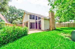 8022 La Brea Dr, Houston, TX 77083 - Photo 9