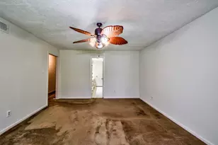 8022 La Brea Dr, Houston, TX 77083 - Photo 27